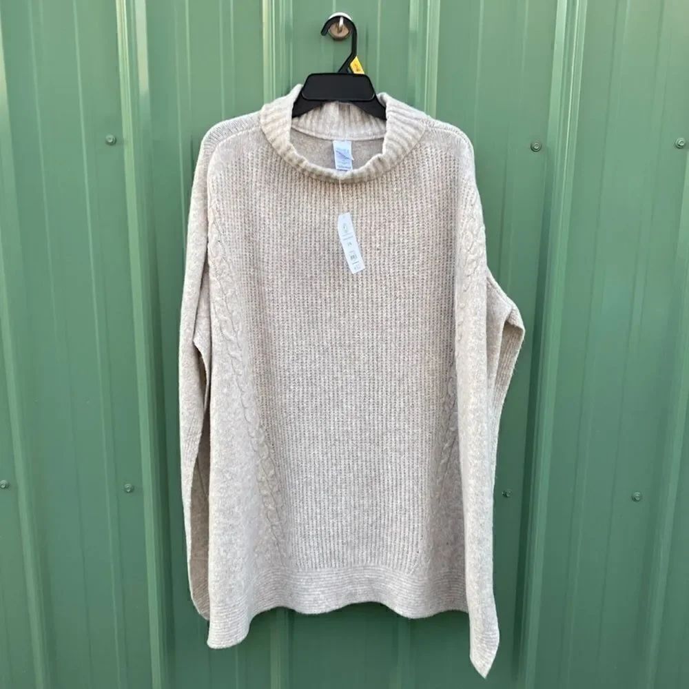 Women's Cable Knit Poncho Shawl Layering Piece Size L/XL